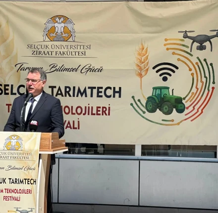 SELÇUK TARIMTECH'25 TARIM TEKNOLOJİLERİ FESTİVALİ GERÇEKLEŞTİRİLDİ